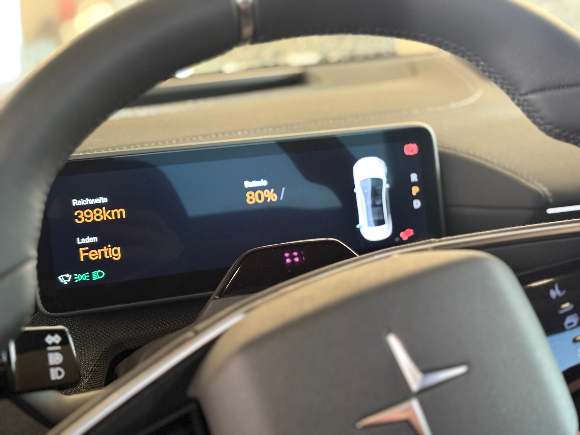 POLESTAR Polestar 4 Long Range Dual 100kWh-image-9