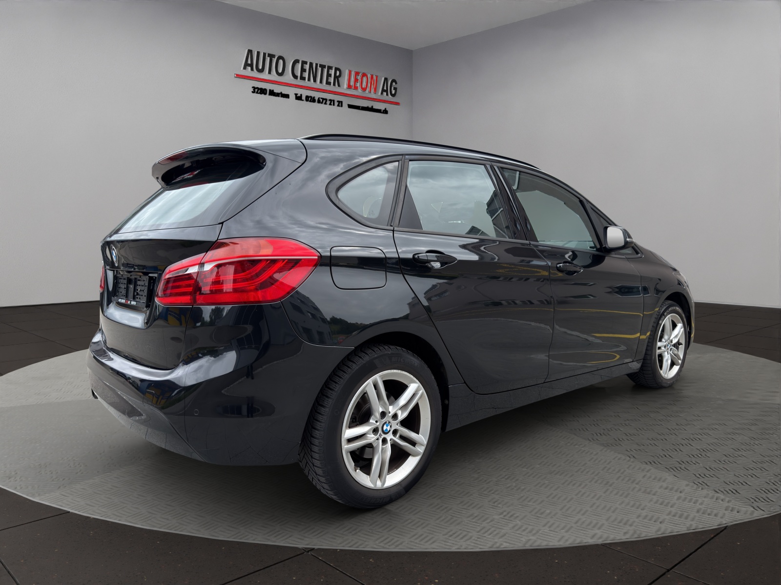 BMW 218d xDrive Active Tourer Steptronic-image-5