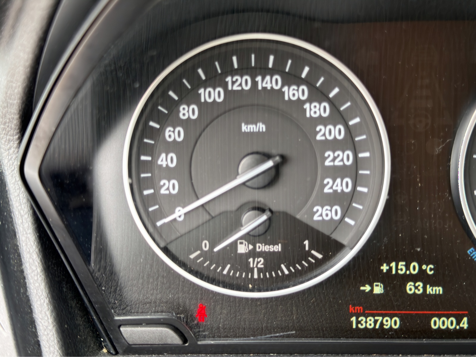 BMW 218d xDrive Active Tourer Steptronic-image-10