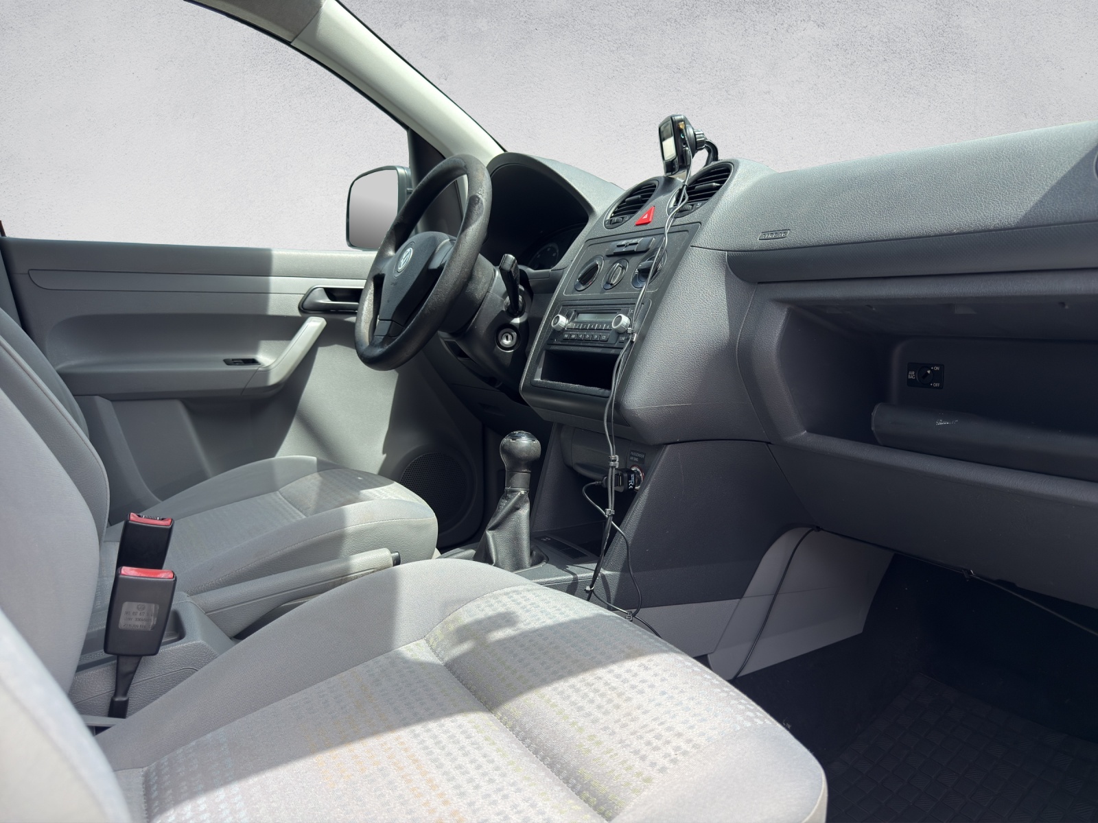 VW Caddy Maxi 1.9TDI-image-13