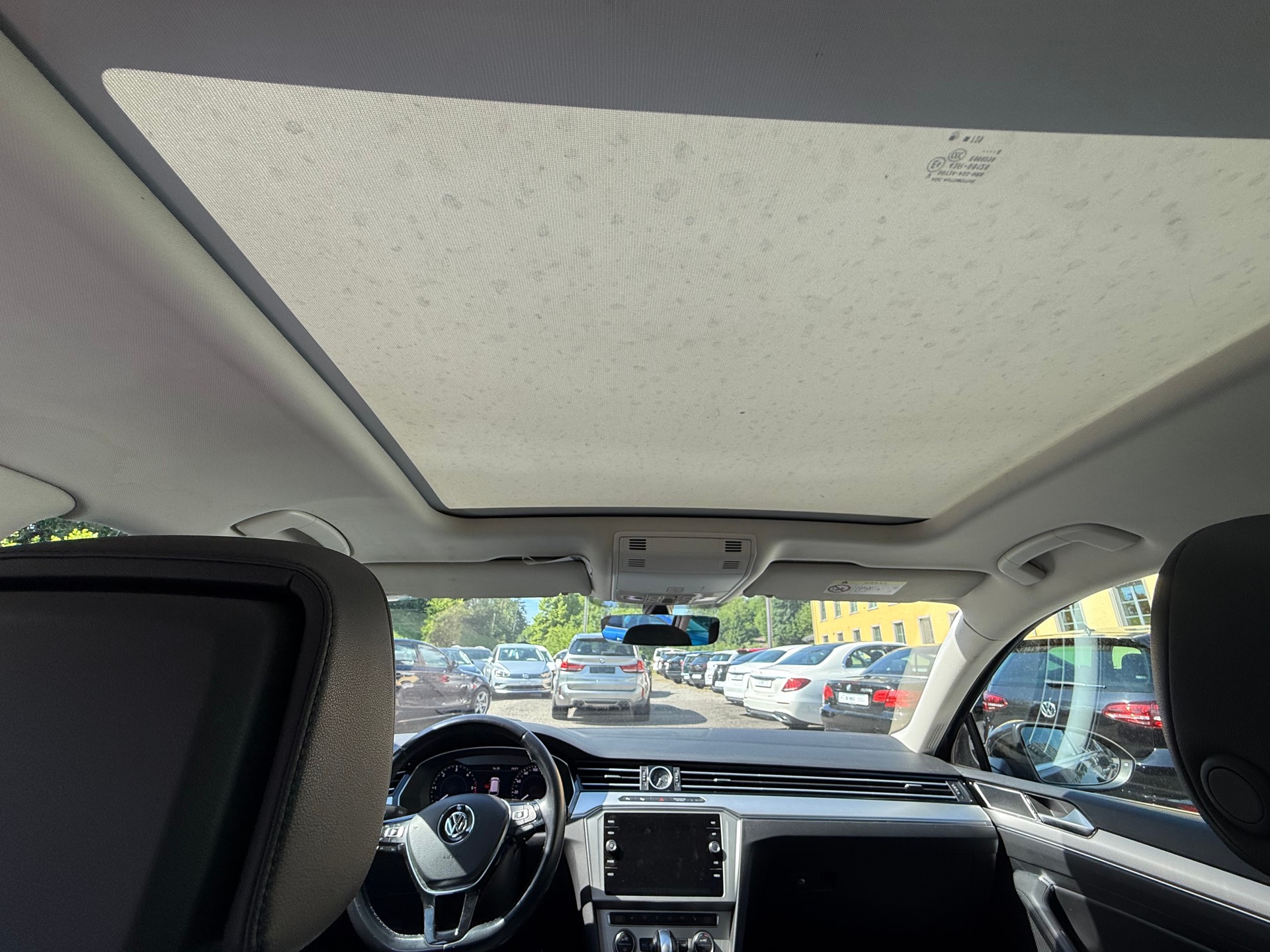 VW Passat Variant 2.0 TDI BMT Highline DSG 4Motion-image-6