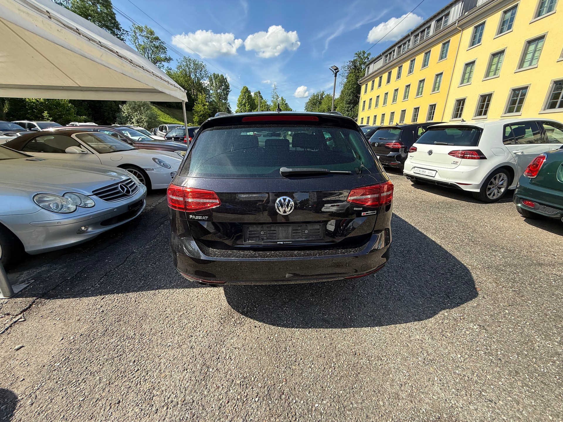 VW Passat Variant 2.0 TDI BMT Highline DSG 4Motion-image-14