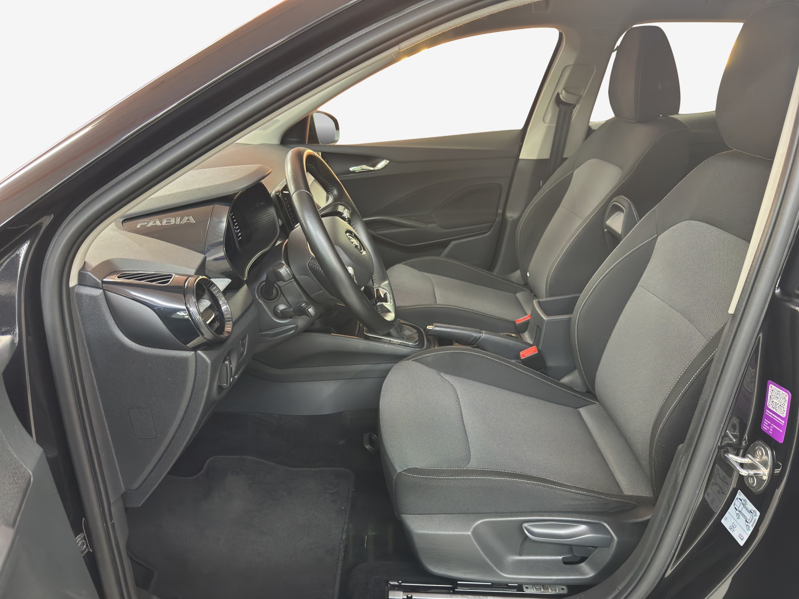 SKODA Fabia 1.0 TSI Ambition DSG-image-7