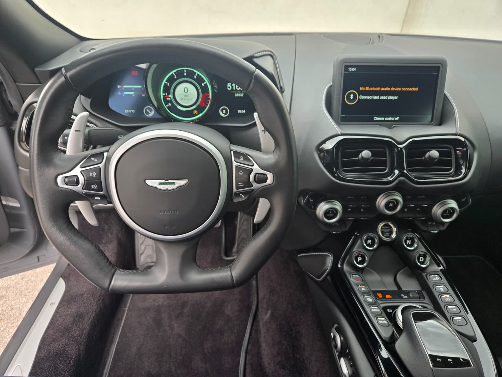 ASTON MARTIN V8 Vantage 4.0 Coupé-image-8