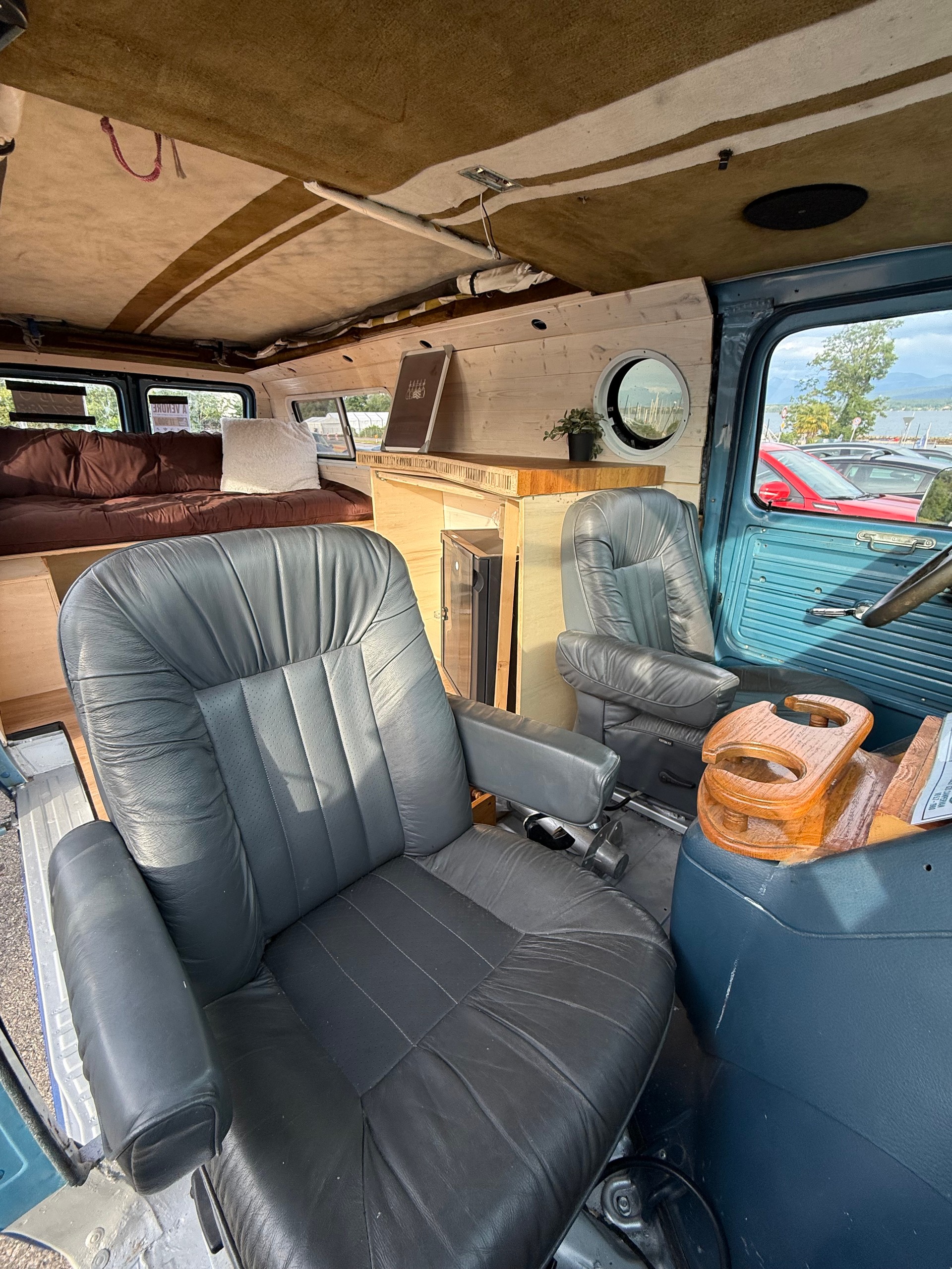 CHEVROLET G20 CAMPERVAN V8 5.7 – EXPERTISÉ 2025-image-2