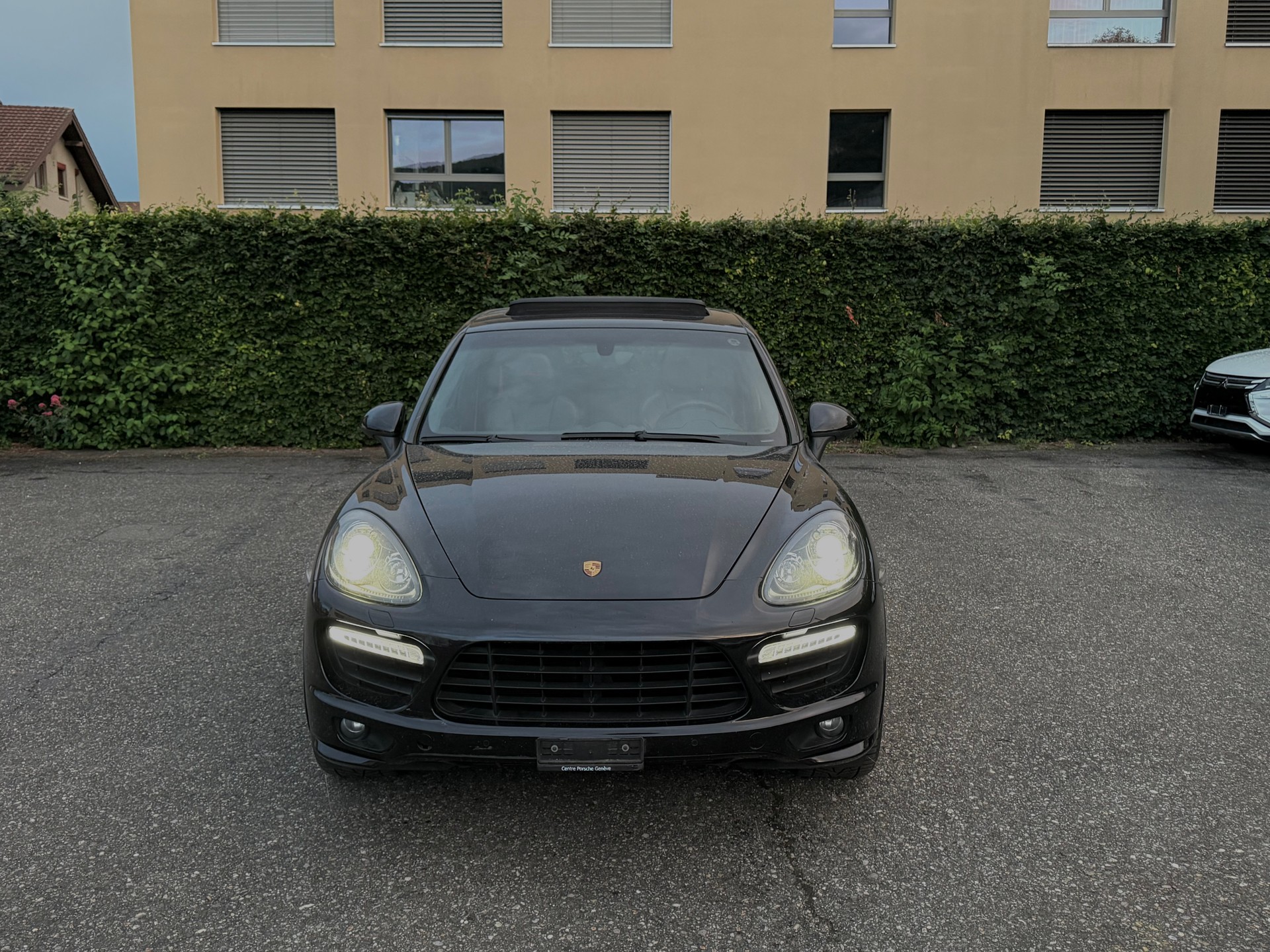 PORSCHE Cayenne GTS-image-7