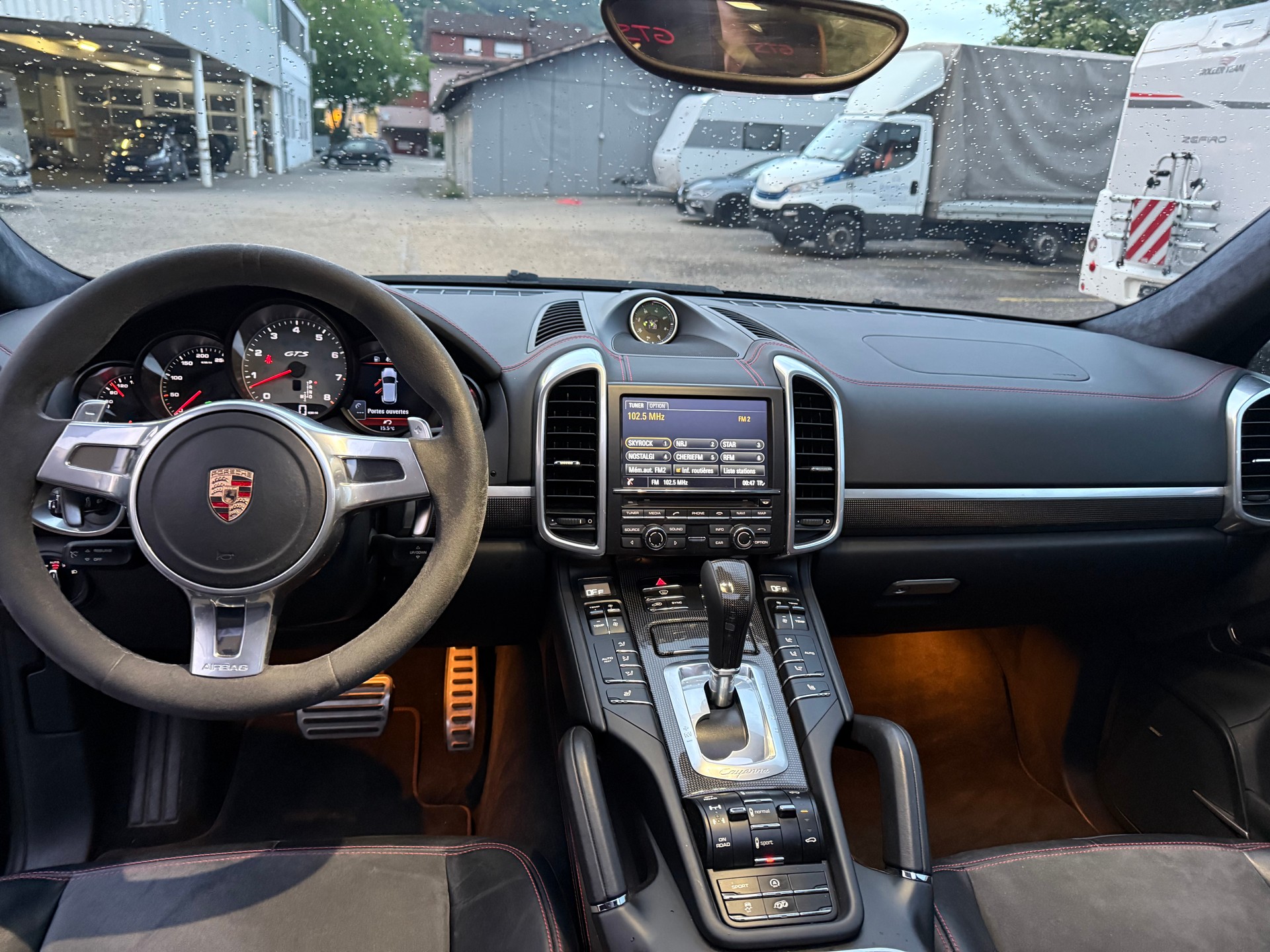 PORSCHE Cayenne GTS-image-14