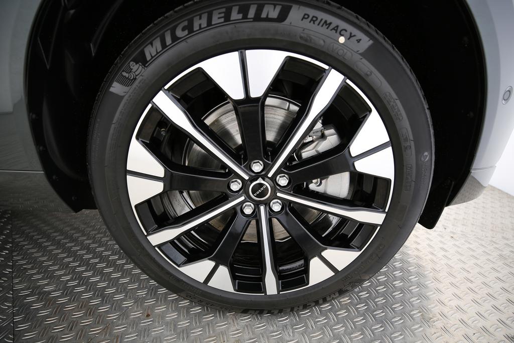 VOLVO XC60 2.0 T6 TE Ultra Dark eAWD-image-12