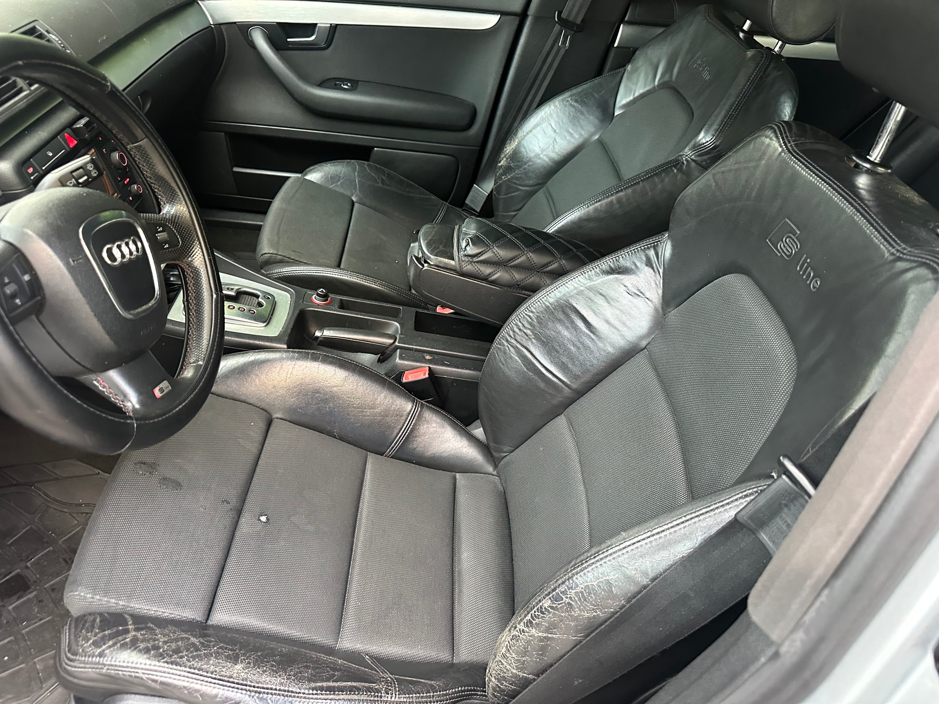 AUDI A4 Avant 2.0 TDI multitronic-image-6