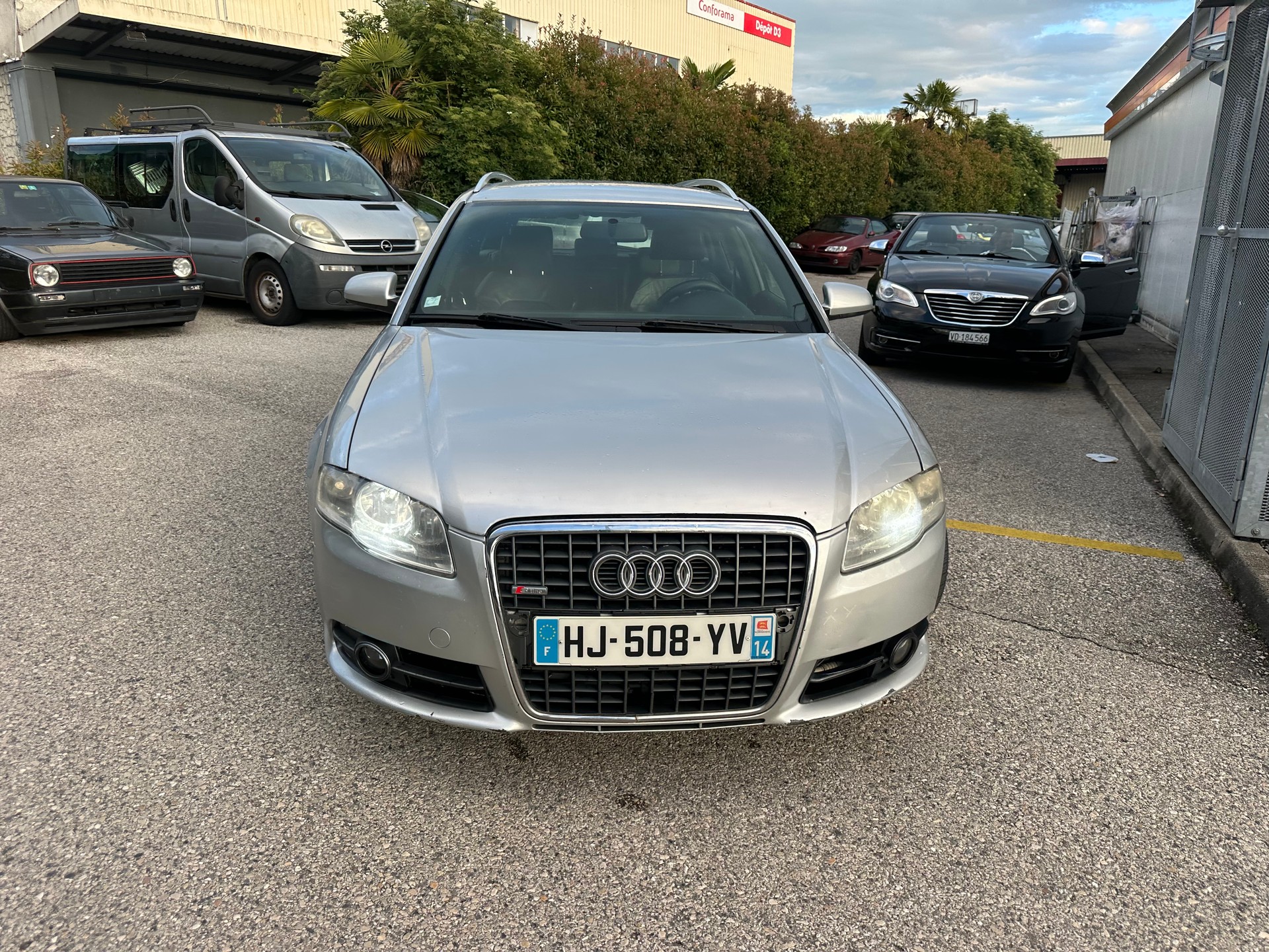 AUDI A4 Avant 2.0 TDI multitronic-image-4