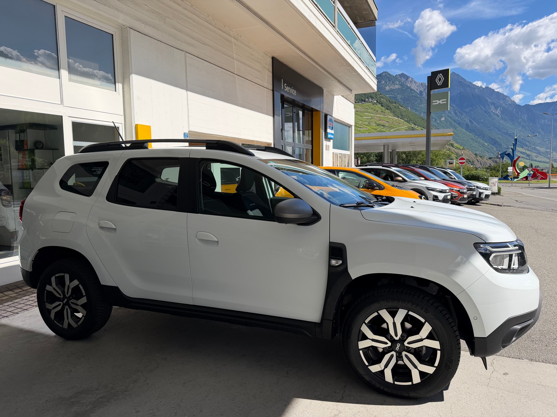 DACIA Duster Blue dCi 115 Journey 4x4-image-3