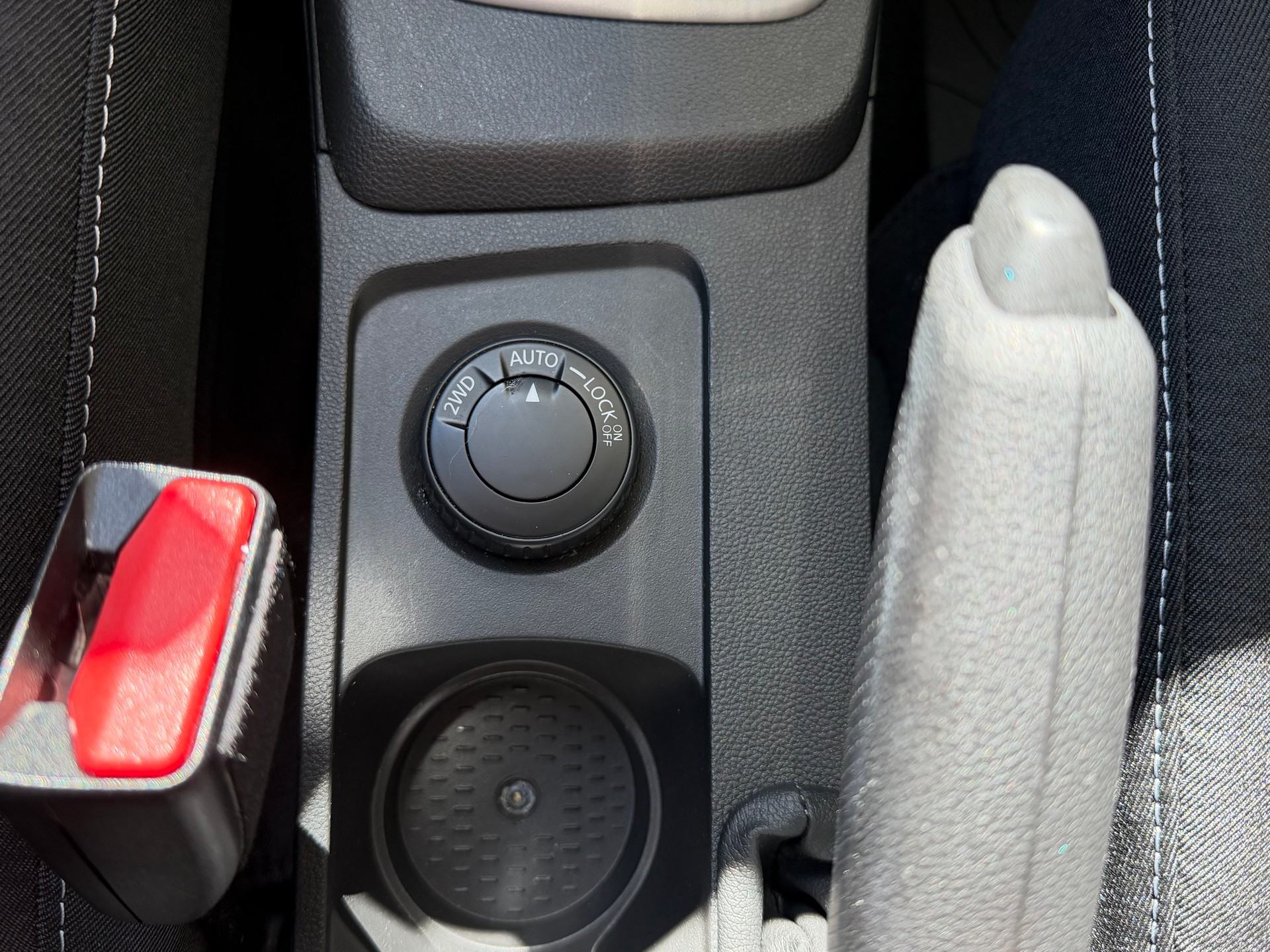 DACIA Duster Blue dCi 115 Journey 4x4-image-13