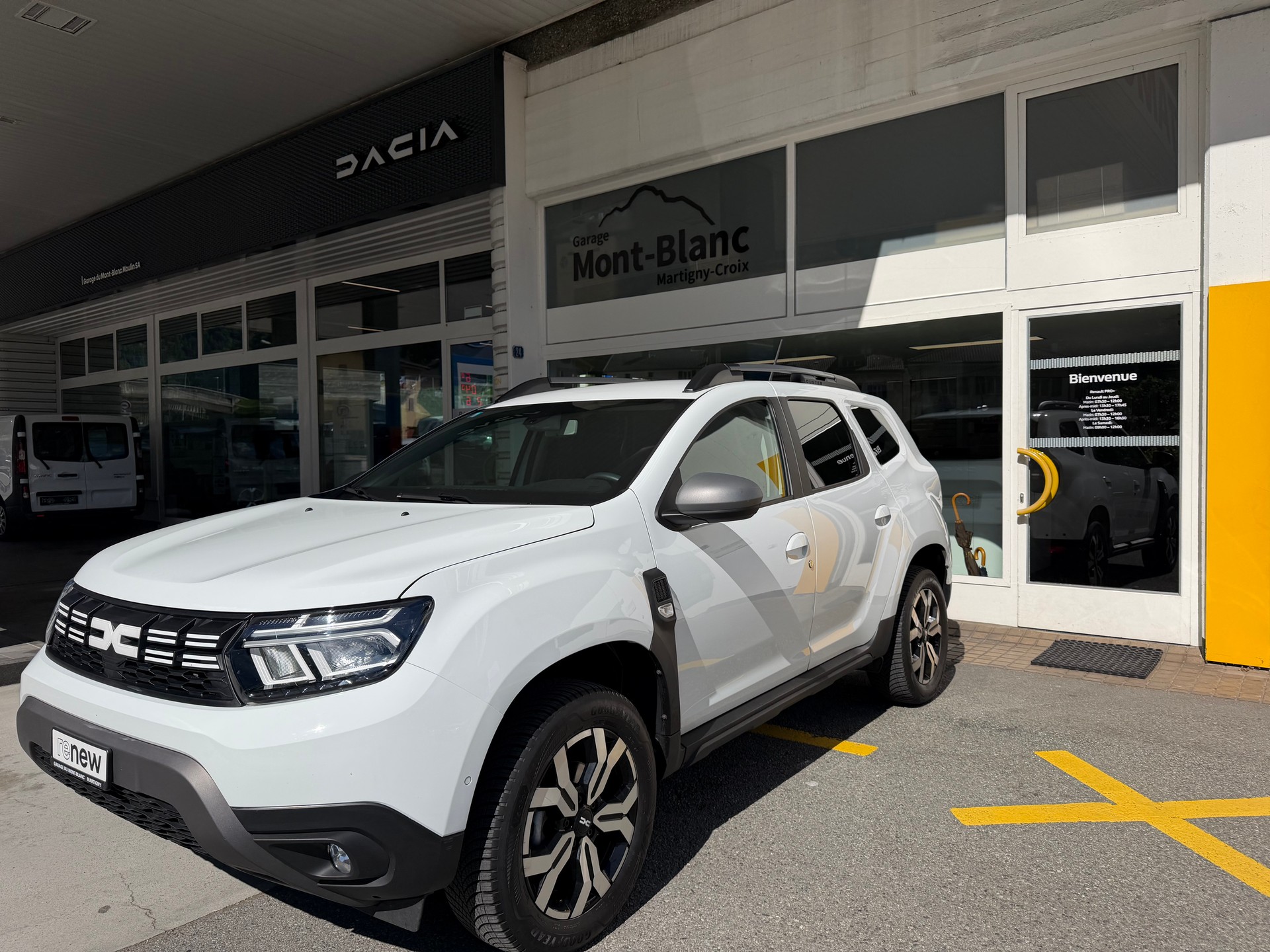 DACIA Duster Blue dCi 115 Journey 4x4