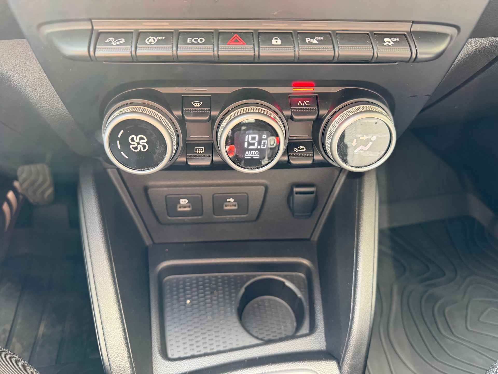 DACIA Duster Blue dCi 115 Journey 4x4-image-10