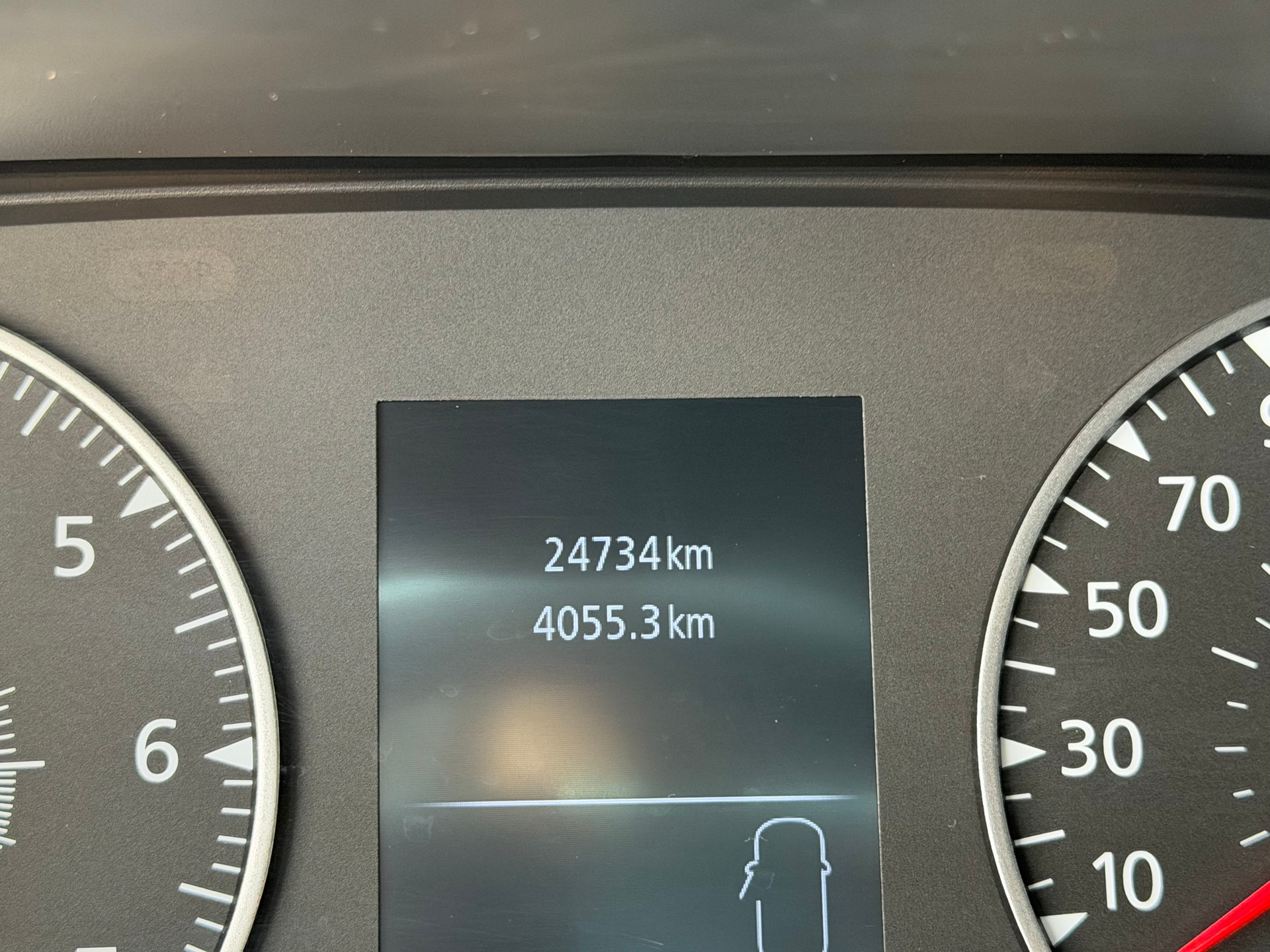 DACIA Duster Blue dCi 115 Journey 4x4-image-9