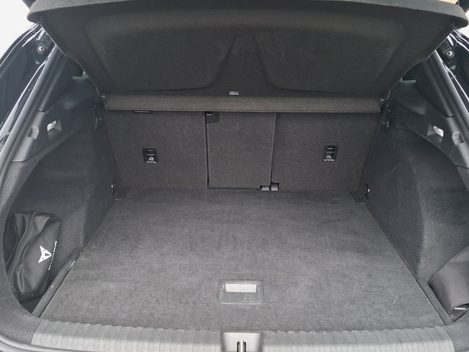 CUPRA Terramar 2.0 TSI DSG 4Drive VZ-image-12