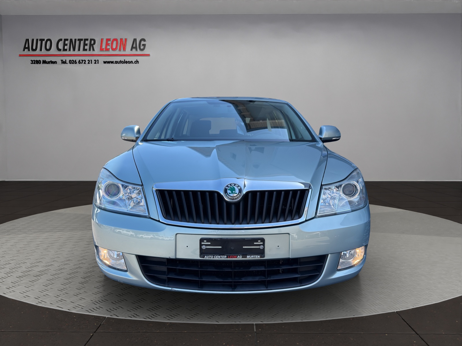 SKODA Octavia Combi 1.4 TSI Ambition-image-0