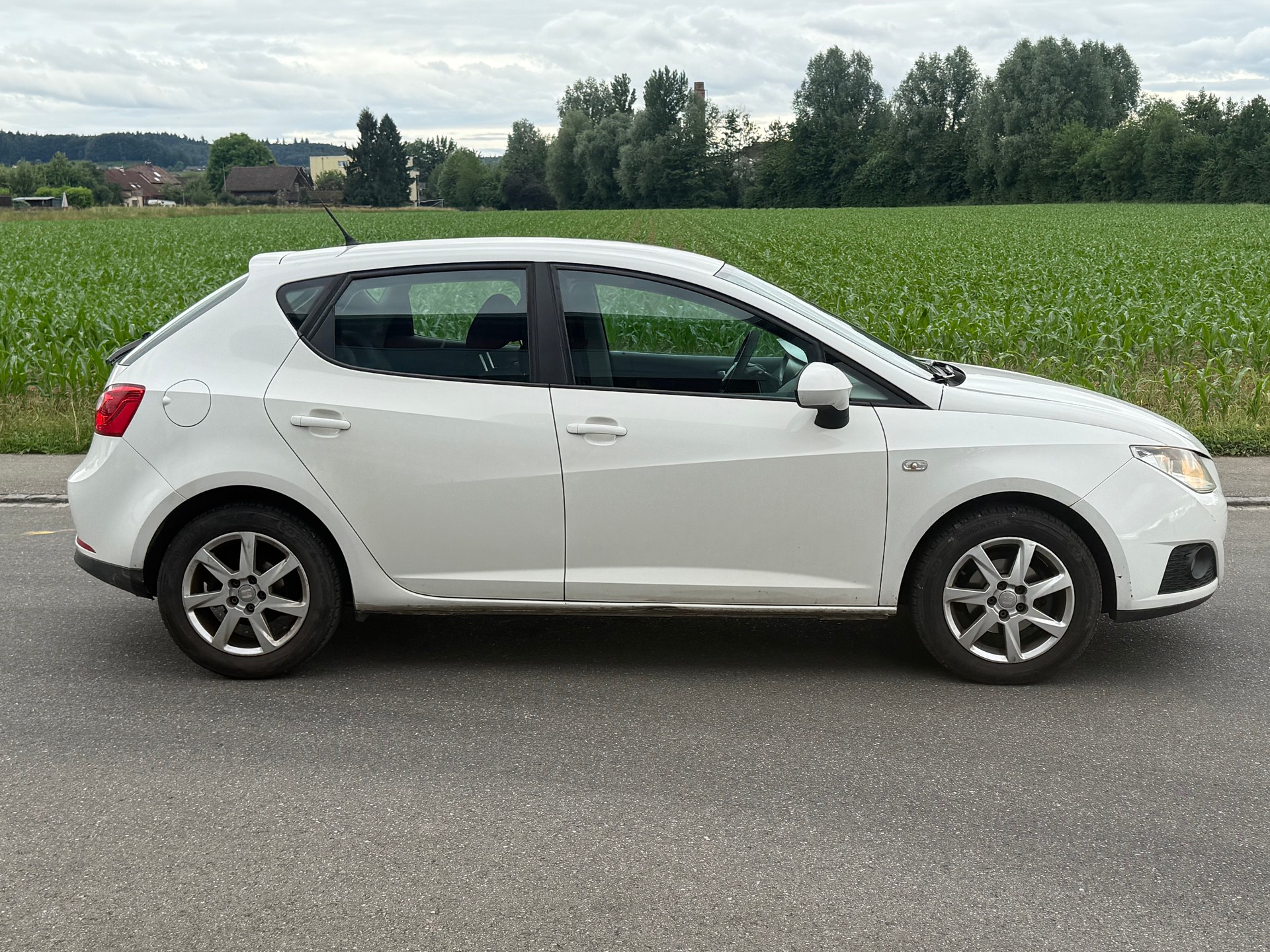 SEAT Ibiza 1.6 TDI Style-image-5