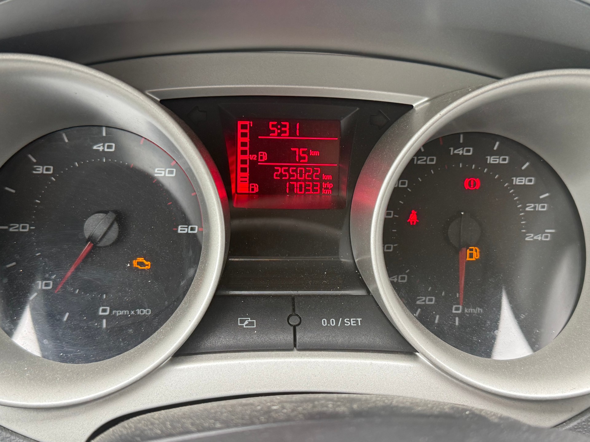 SEAT Ibiza 1.6 TDI Style-image-8