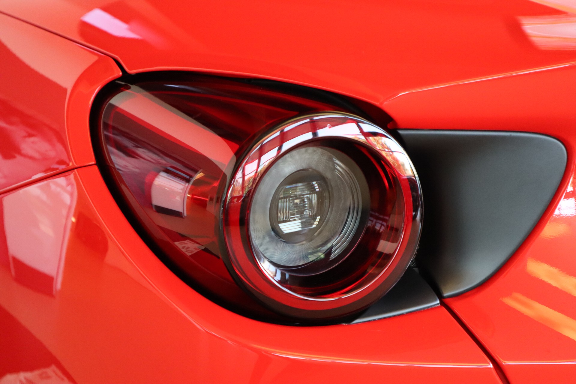 FERRARI Portofino 3.9 V8 T-image-25