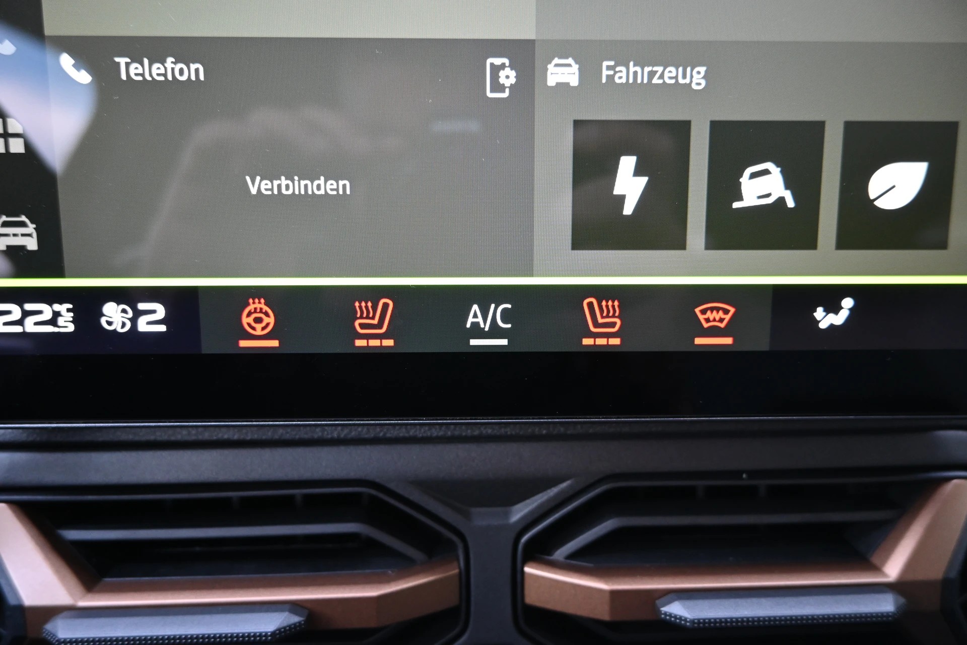 DACIA Duster 1.6 HEV 140PS Extreme Automat-image-31