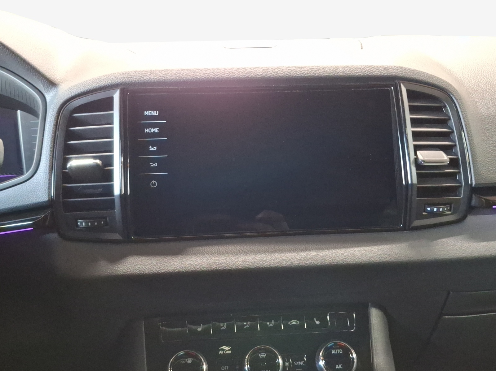 SKODA Karoq 1.5 TSI SportLine DSG-image-10