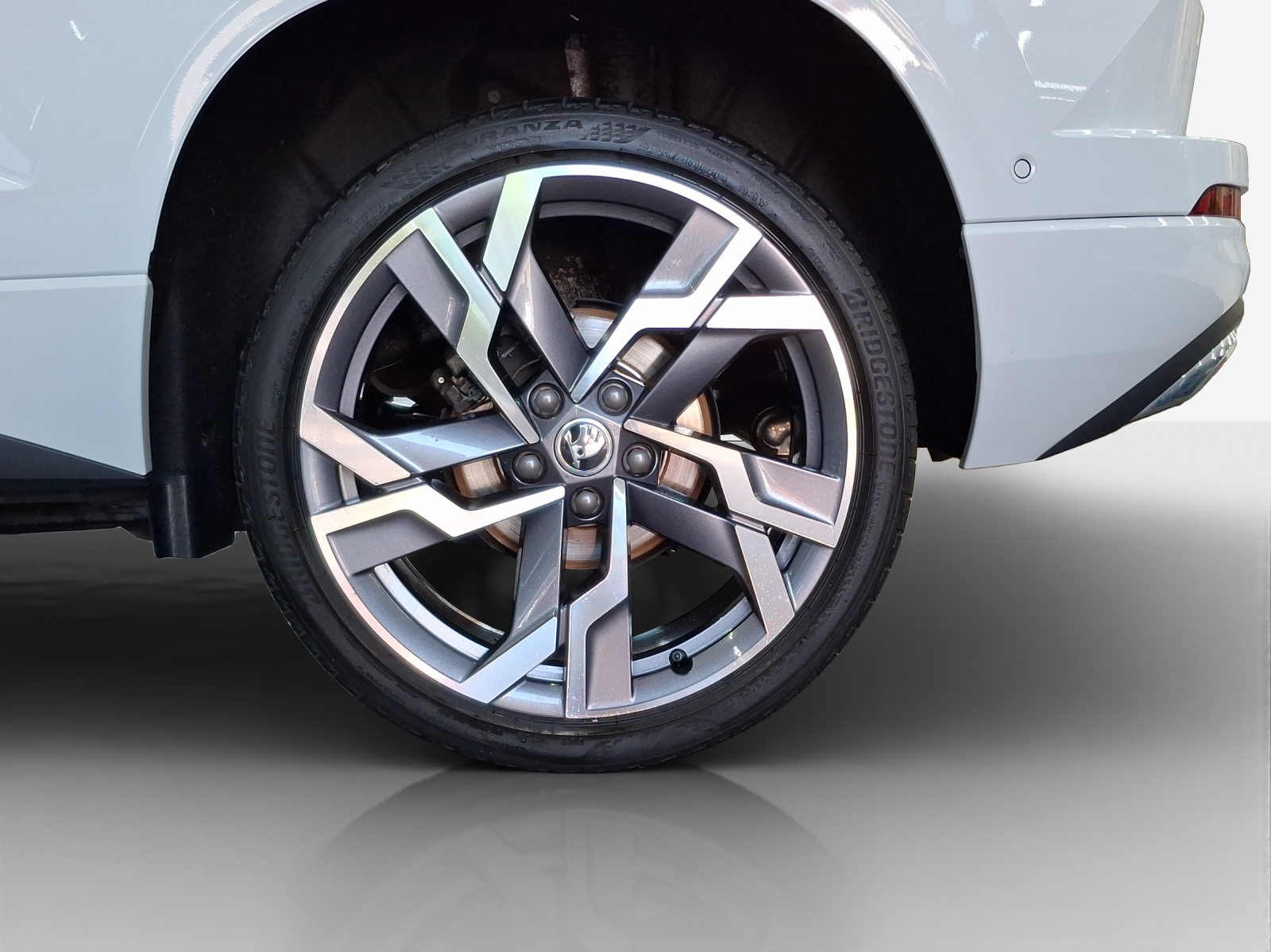SKODA Karoq 1.5 TSI SportLine DSG-image-13