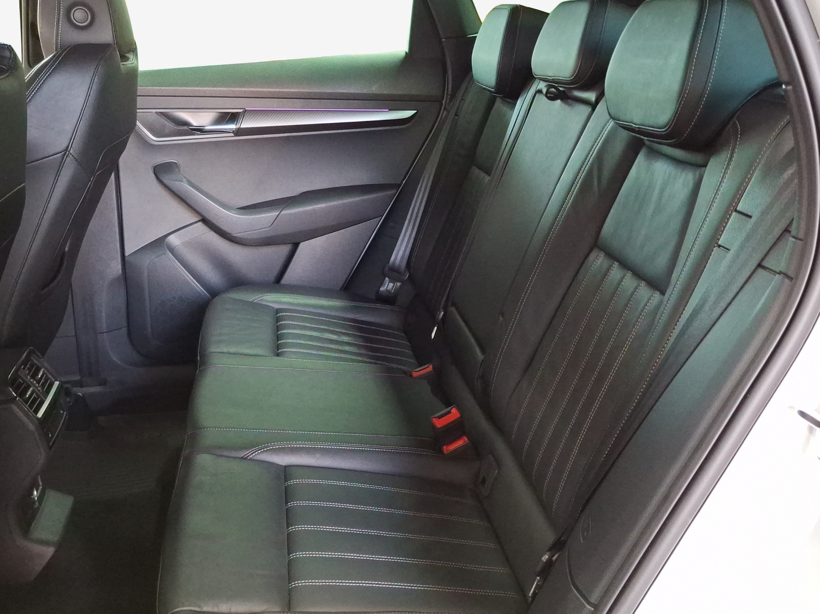 SKODA Karoq 1.5 TSI SportLine DSG-image-11