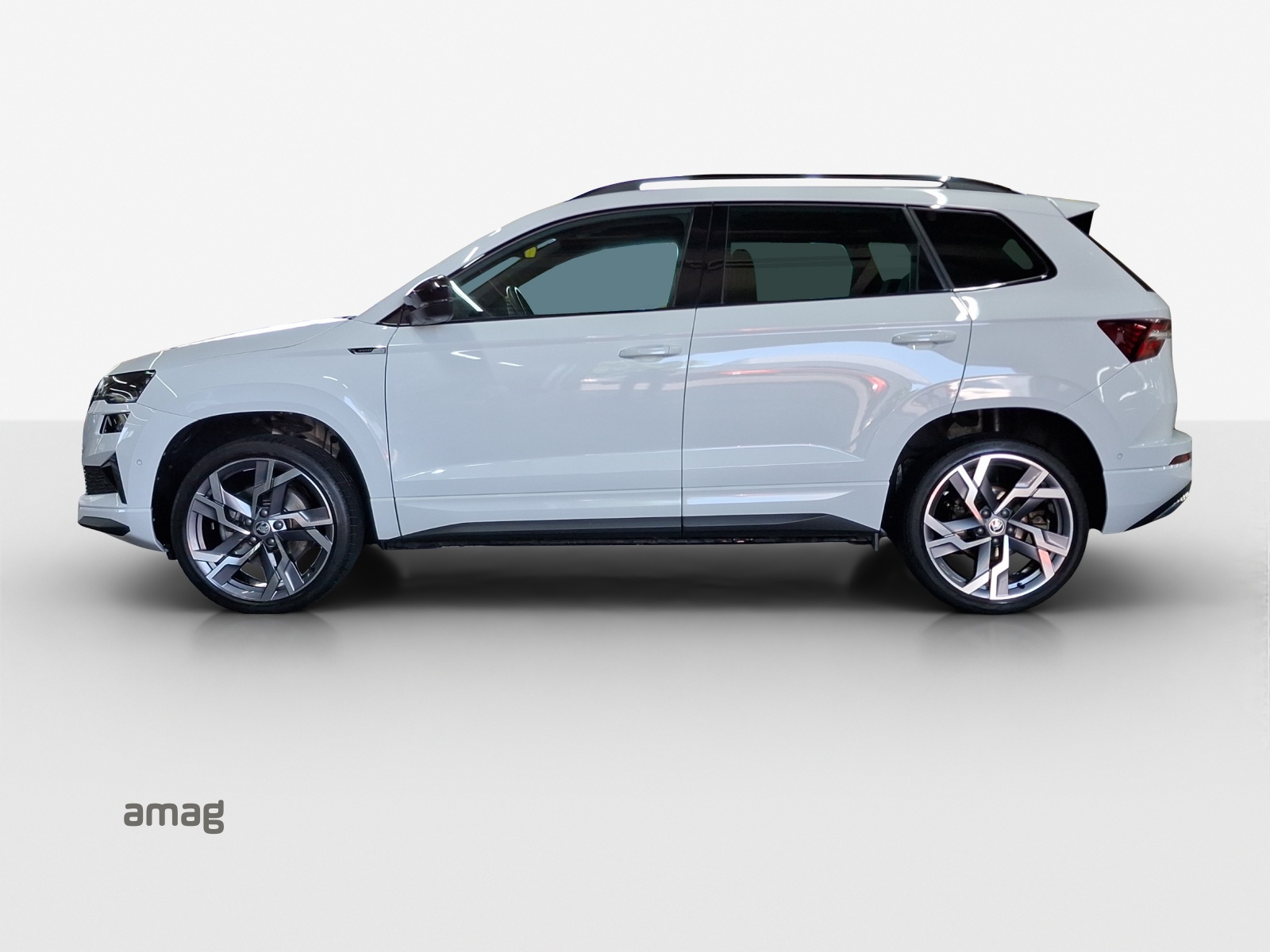 SKODA Karoq 1.5 TSI SportLine DSG-image-1
