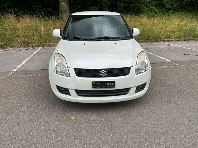 SUZUKI Swift 1.3i 16V GL Top Piz Sulai LE 4x4-image-0