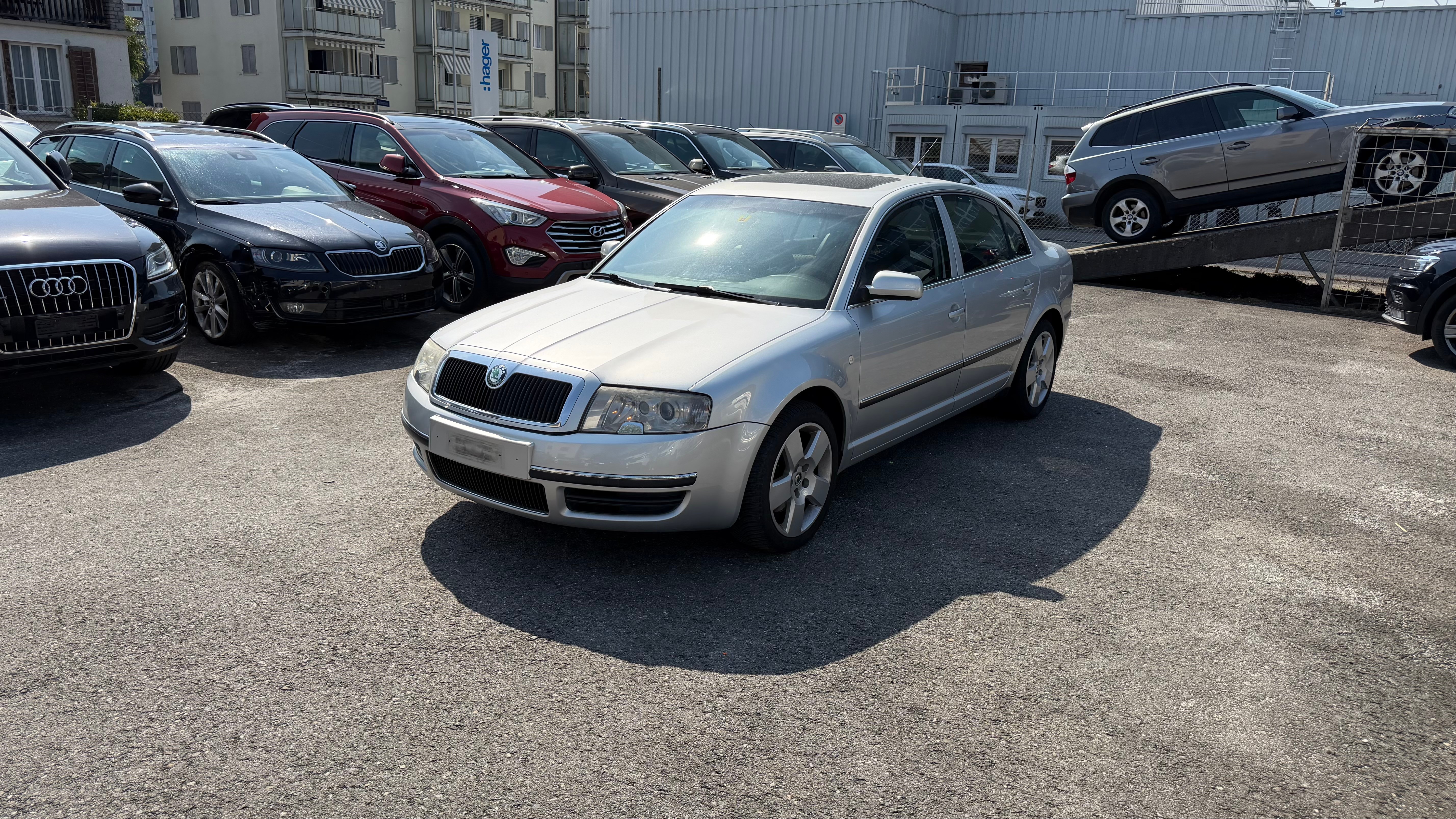 Car photo
