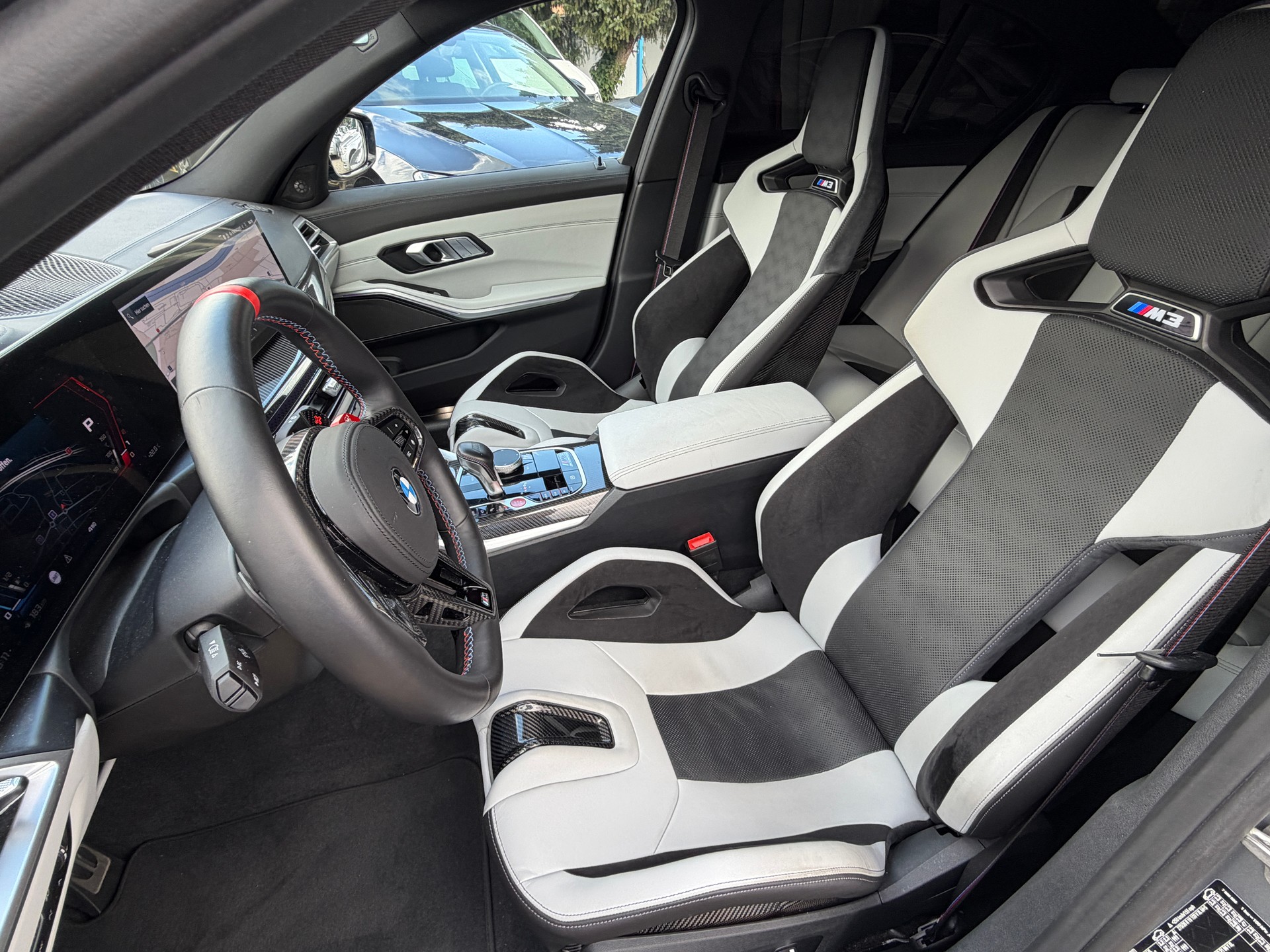 BMW M3 Competition M xDrive-image-12