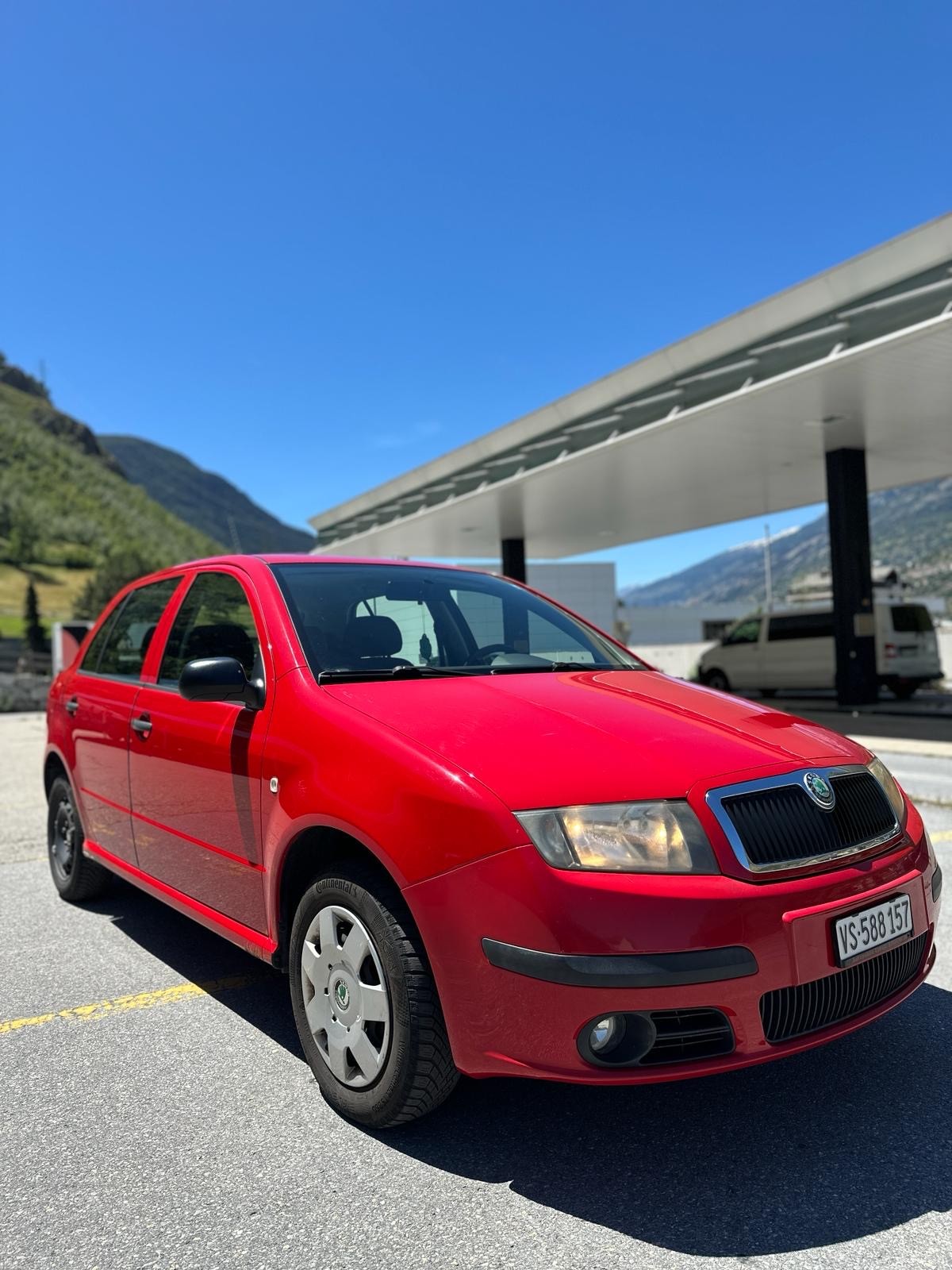 SKODA Fabia 1.4 16V Classic-image-0