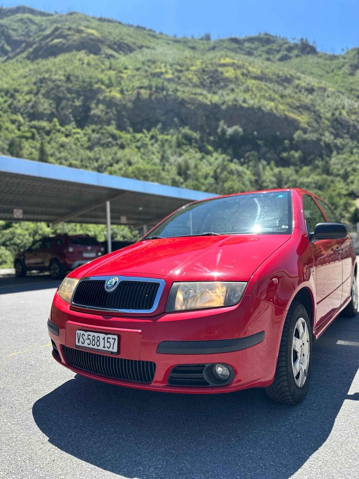 SKODA Fabia 1.4 16V Classic-image-1