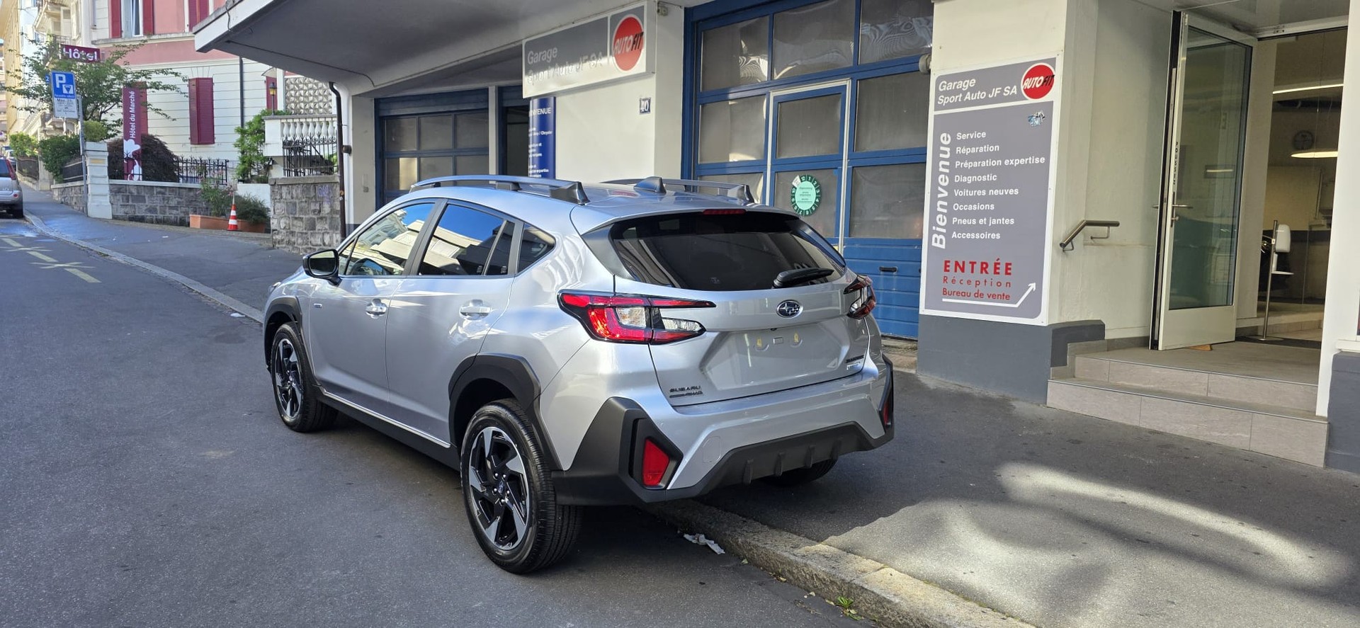 SUBARU Crosstrek 2.0 e-Boxer Swiss Plus AWD Lineartronic-image-3