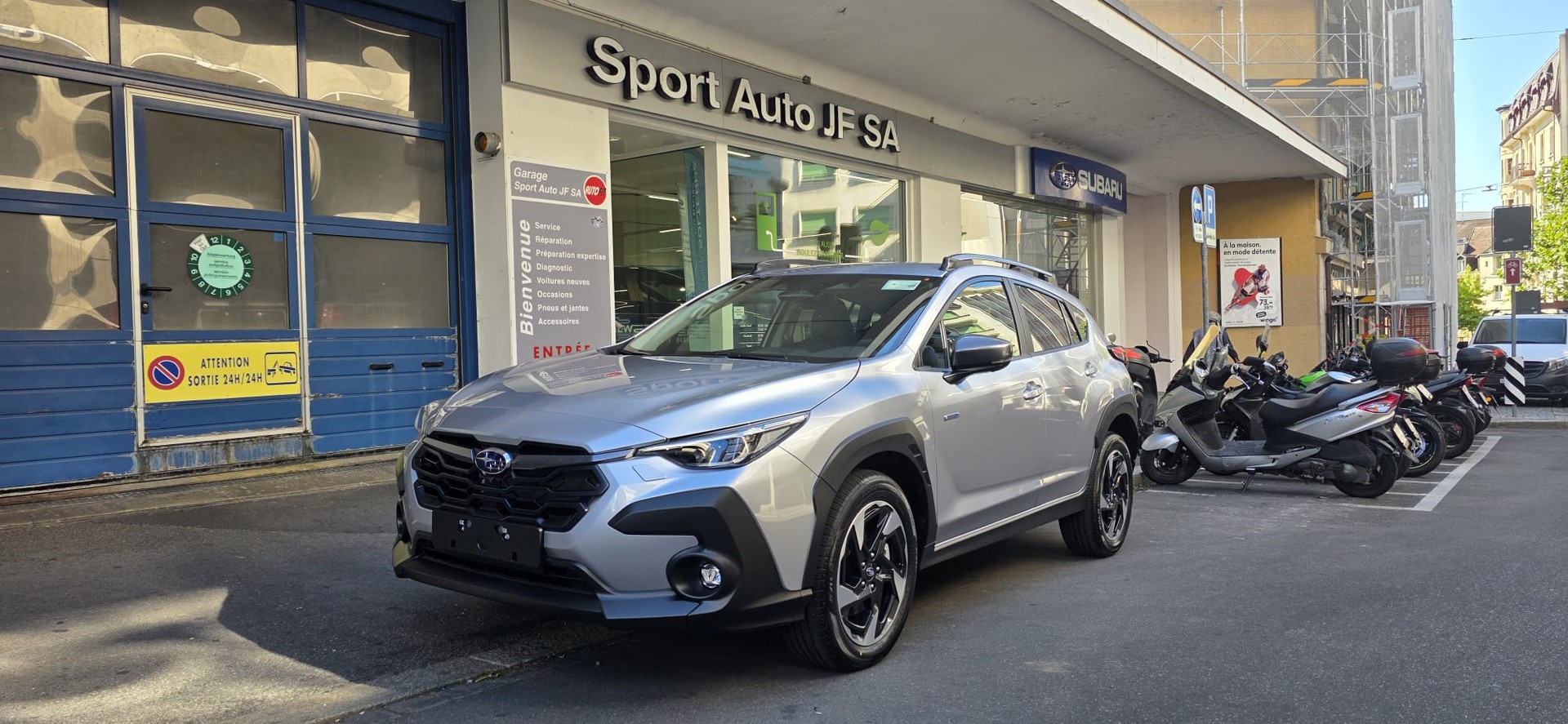 SUBARU Crosstrek 2.0 e-Boxer Swiss Plus AWD Lineartronic-image-0