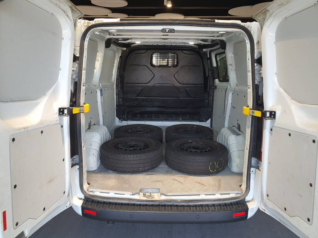 FORD Transit Custom Van 320 L1 2.0 TDCi 130 Trend-image-11