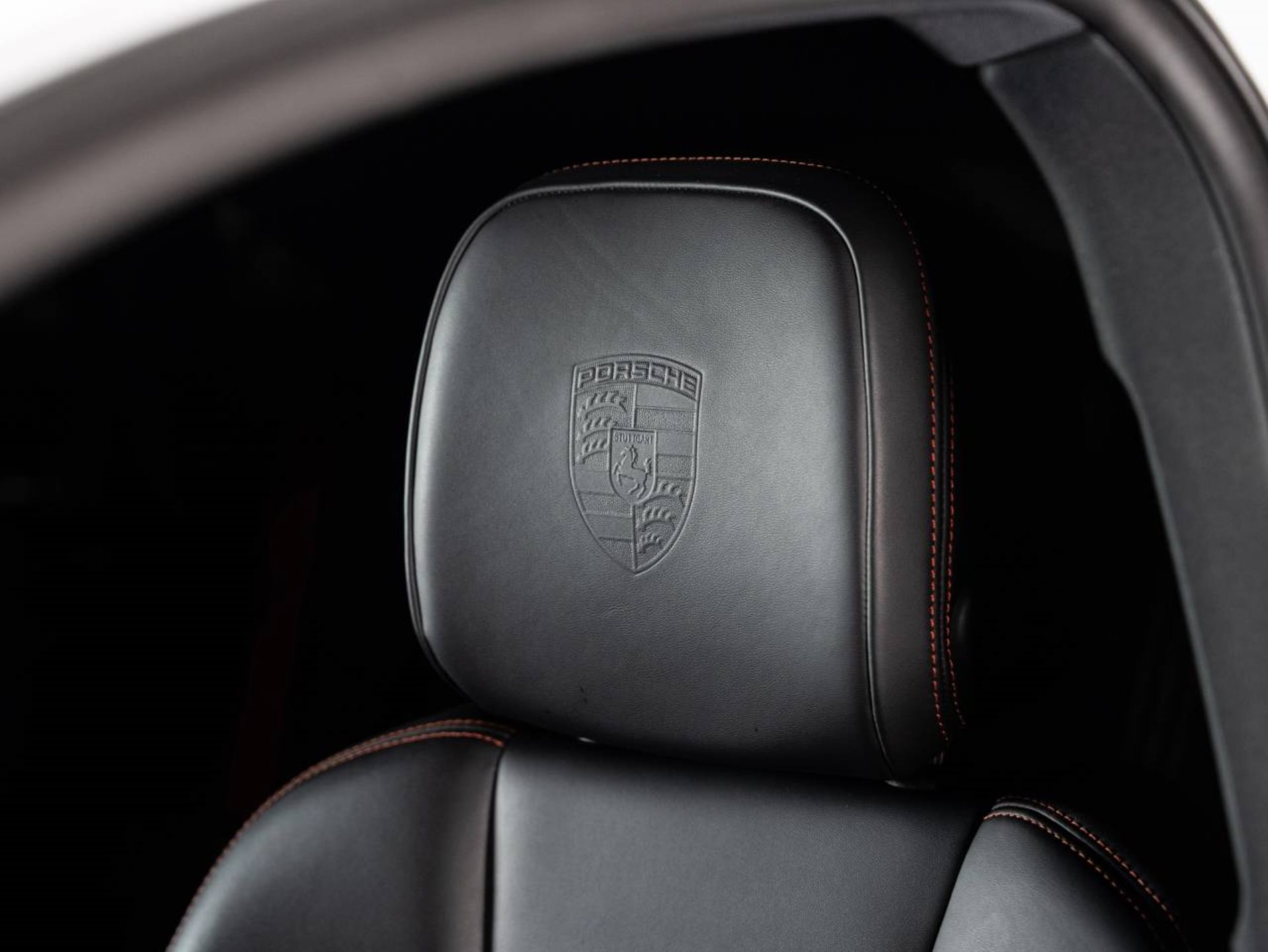 PORSCHE Macan T (MY24)-image-18