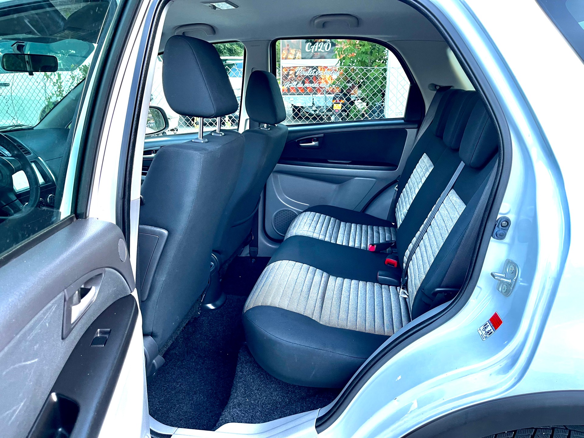 SUZUKI SX4 1.6 16V GL 4WD-image-2