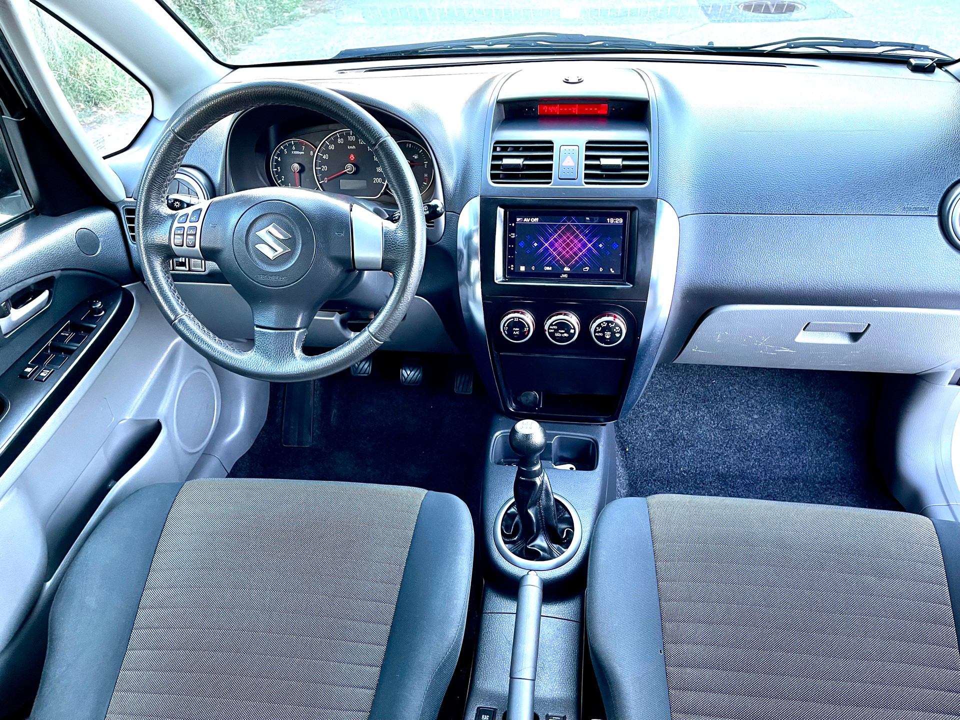 SUZUKI SX4 1.6 16V GL 4WD-image-1