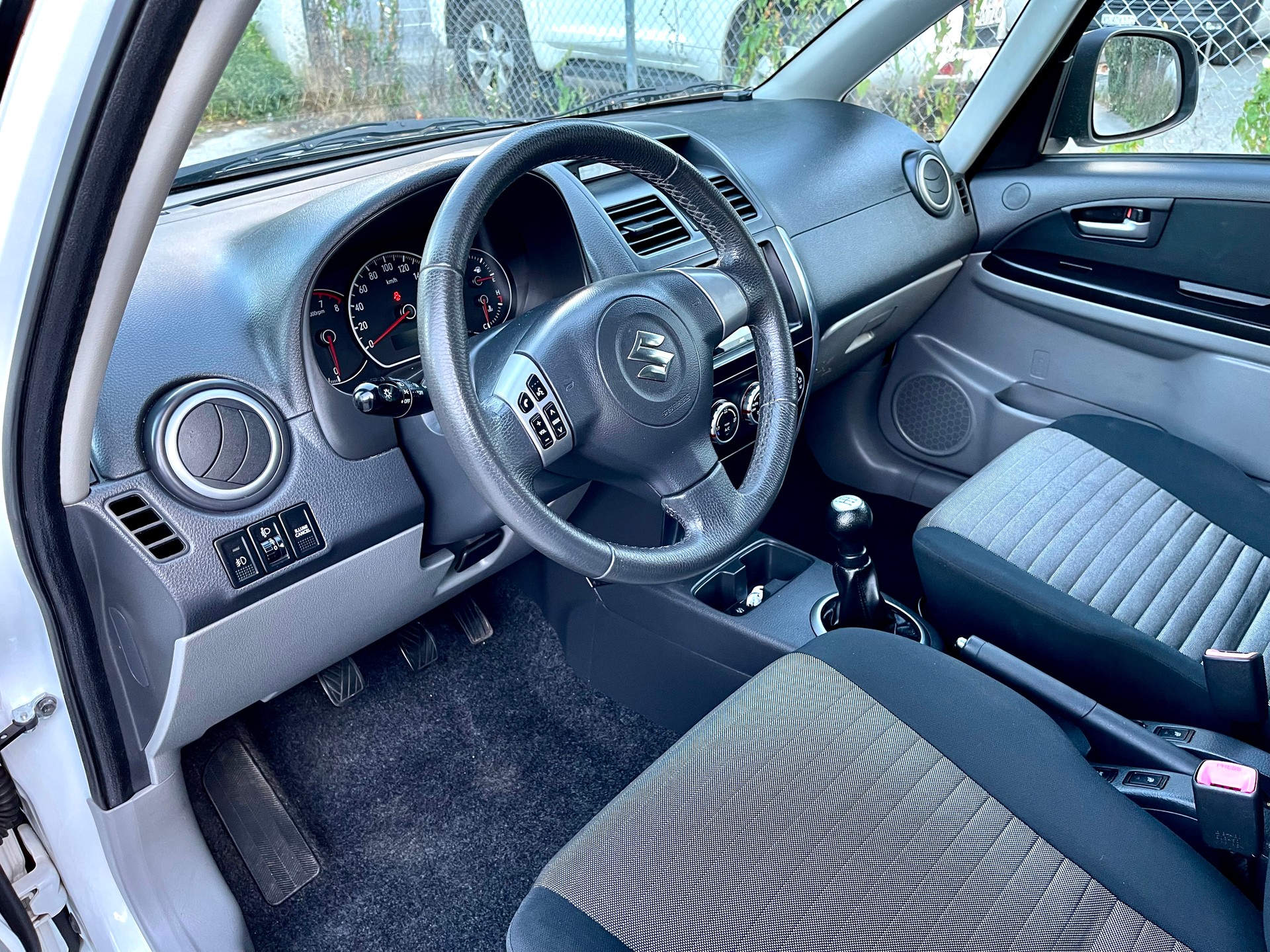 SUZUKI SX4 1.6 16V GL 4WD-image-13