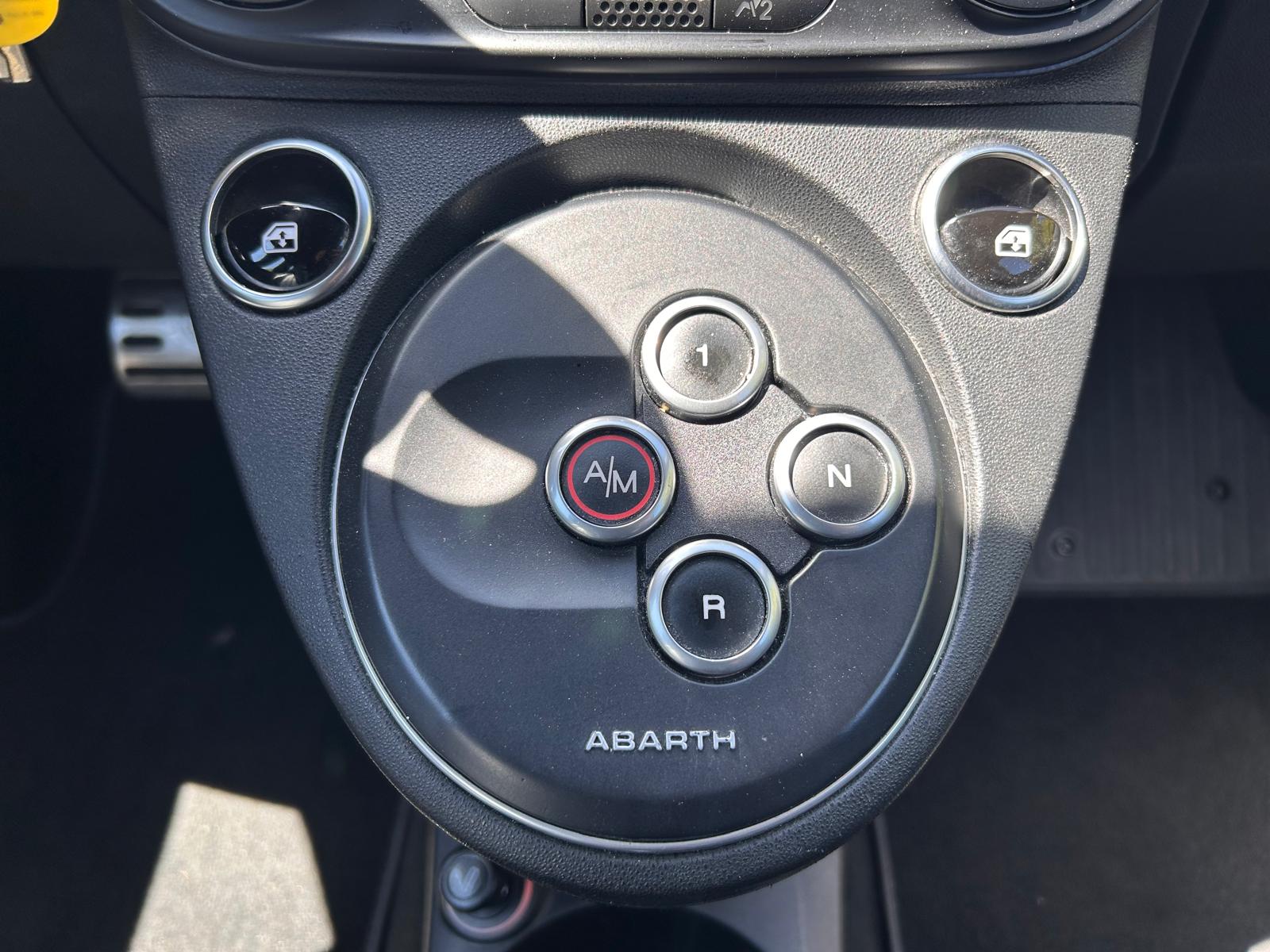 FIAT 595 1.4 16V Turbo Abarth Competizione Dualogic-image-21