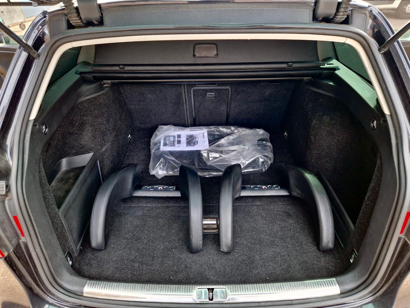 VW Passat Variant 3.2 V6 FSI Highline 4Motion-image-17