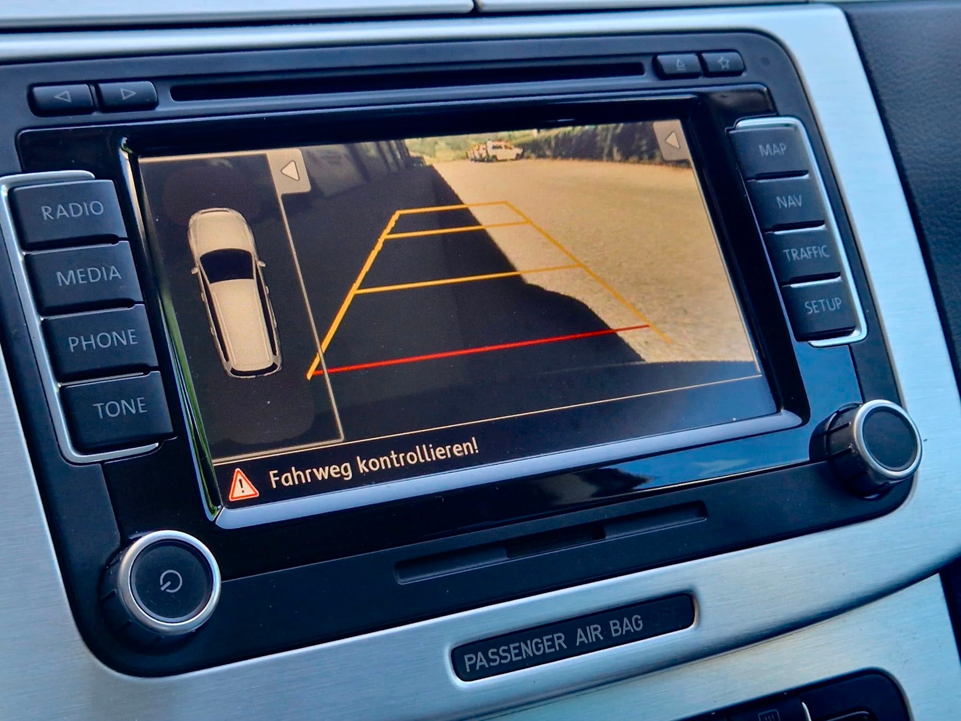 VW Passat Variant 3.2 V6 FSI Highline 4Motion-image-11