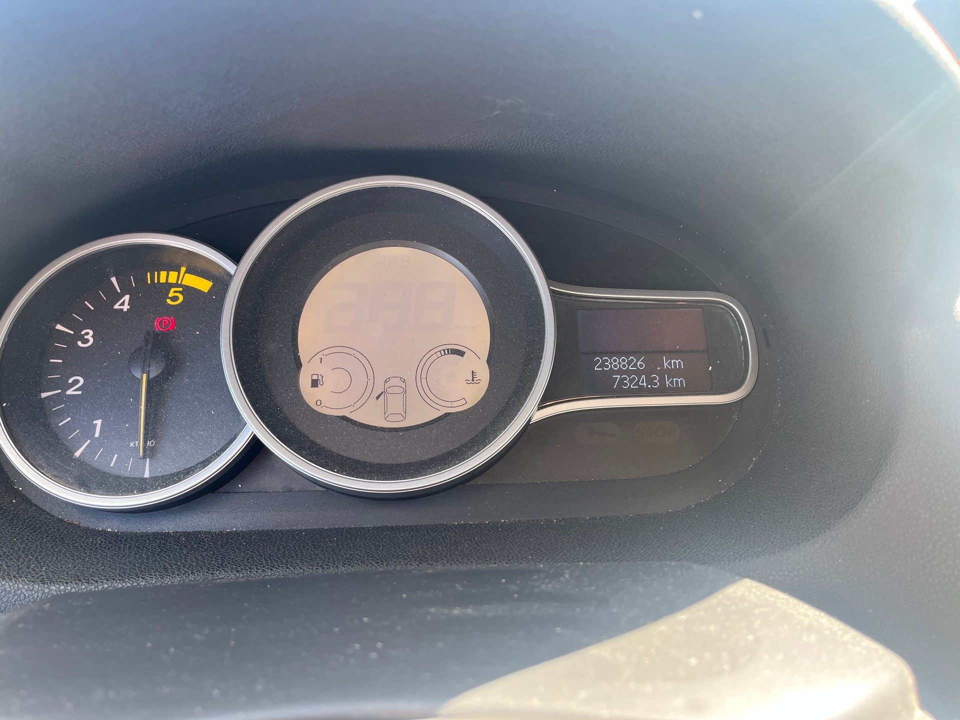 RENAULT Mégane Grandtour 1.5 dCi Expression-image-7