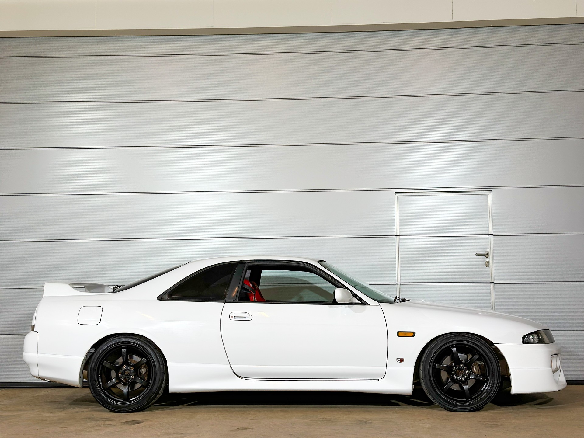 NISSAN R33 GTS-T-image-1