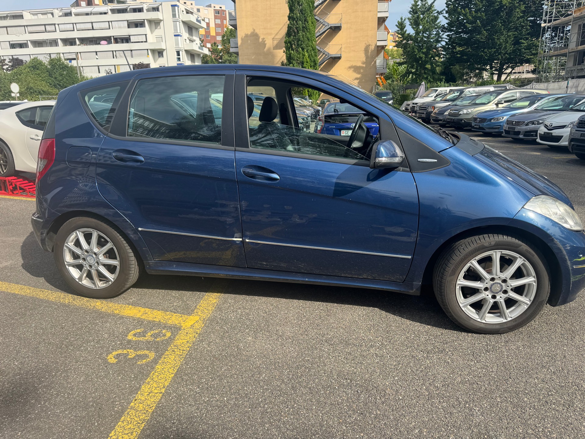 MERCEDES-BENZ A 180 (170) Elégance Autotronic-image-2