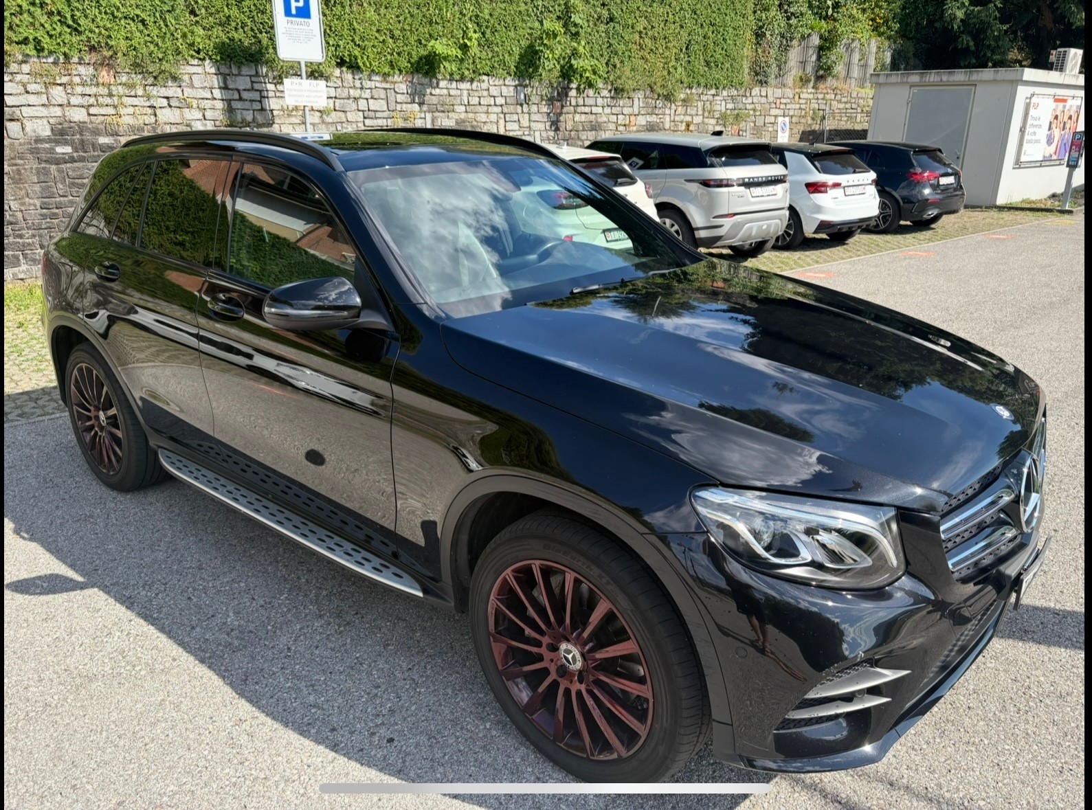 MERCEDES-BENZ GLC 250 d AMG Line 4m-image-1