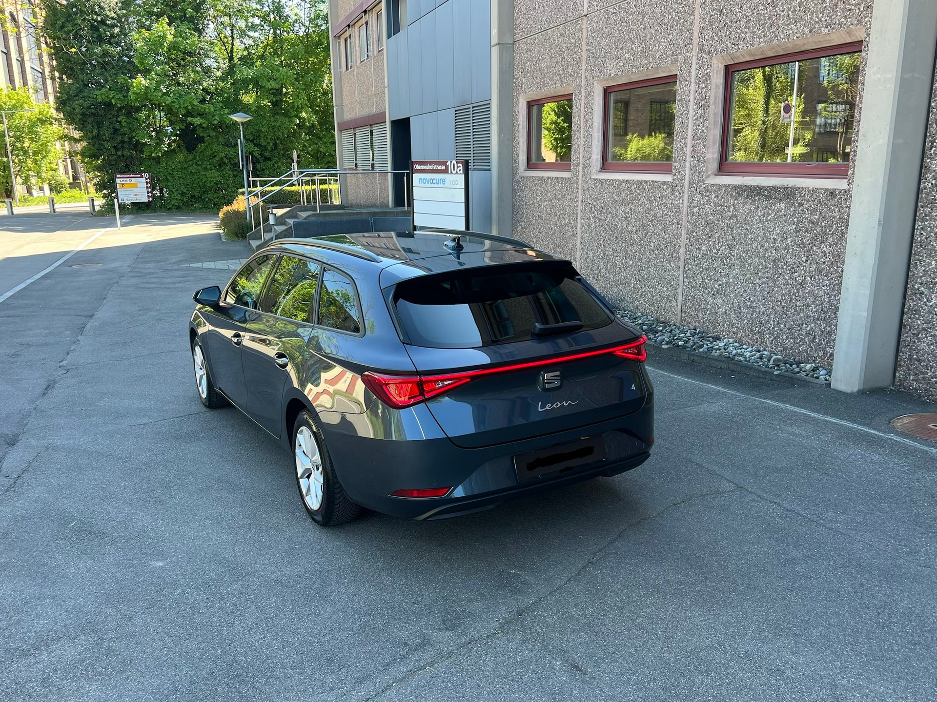 SEAT Leon ST 2.0 TDI EVO DSG 4Drive Hola FR-showroom-element-2