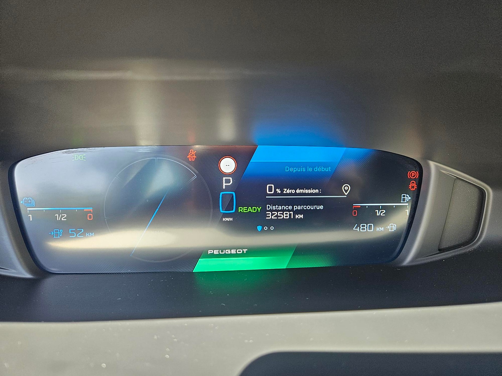 PEUGEOT 308 1.6 PHEV 180 Active Pack-image-11